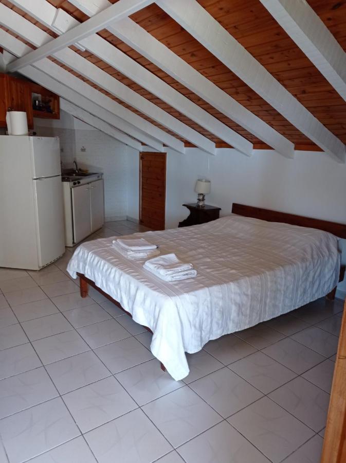 Christos Center Rooms Raches  Ngoại thất bức ảnh