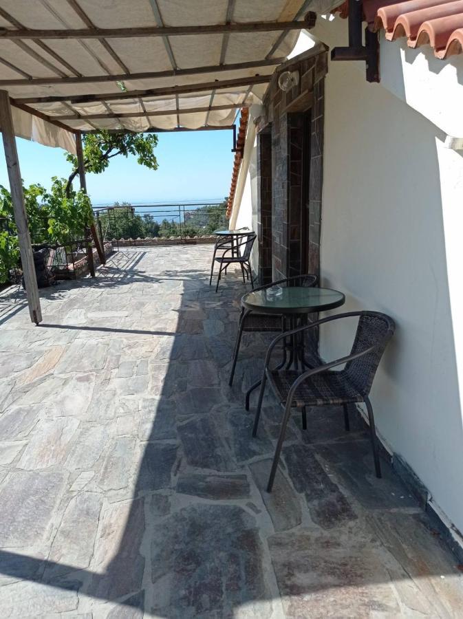 Christos Center Rooms Raches  Ngoại thất bức ảnh